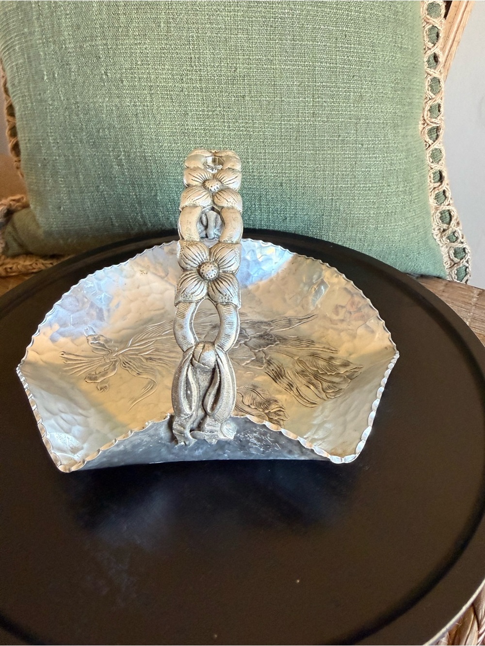 Vintage Rodney Kent Hand Wrought Aluminum Tulip Basket #429